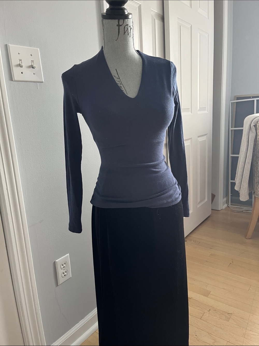 OGL Navy V-Neck Long Sleeve Top